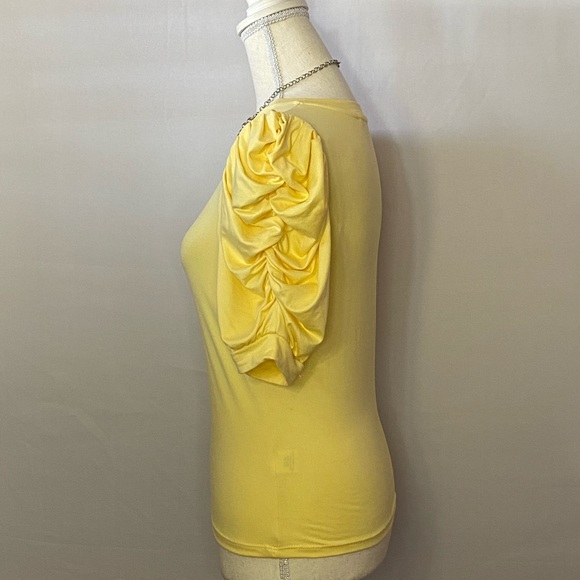 Tops/T-Shirts/Tanks👚 - 2 for $15 or 3 for $20 (Mix & Match) - Picture 3 of 3